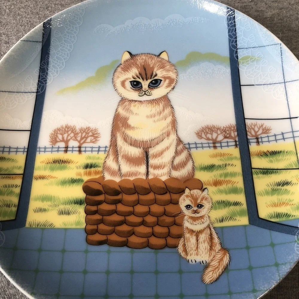 Vintage Artmark Porcelain Plate Cat Kitten Blue Sky Fields Decor Japan 7 3/4